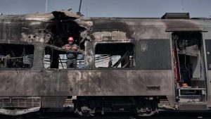 Тимчасово не їздитимуть потяги до Сум
